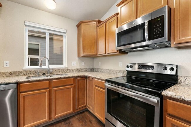 Photo - 422 Tahoe Dr