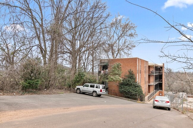 Photo - Monroe Crest Apartments