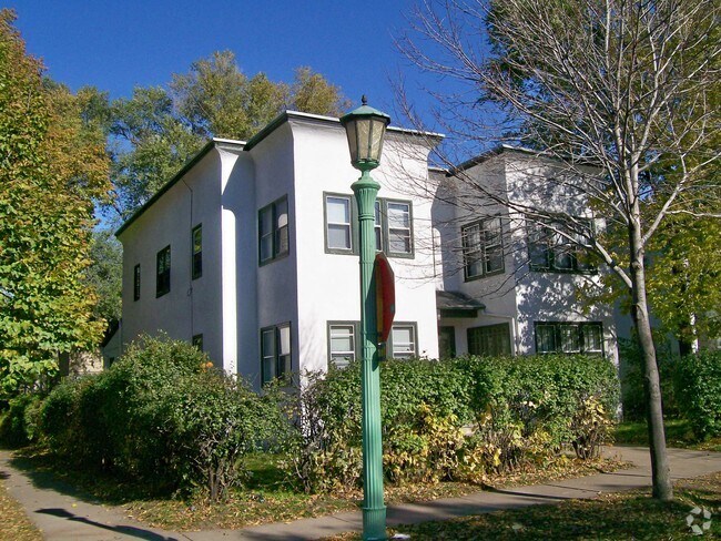 Photo - 2117 Selby Ave