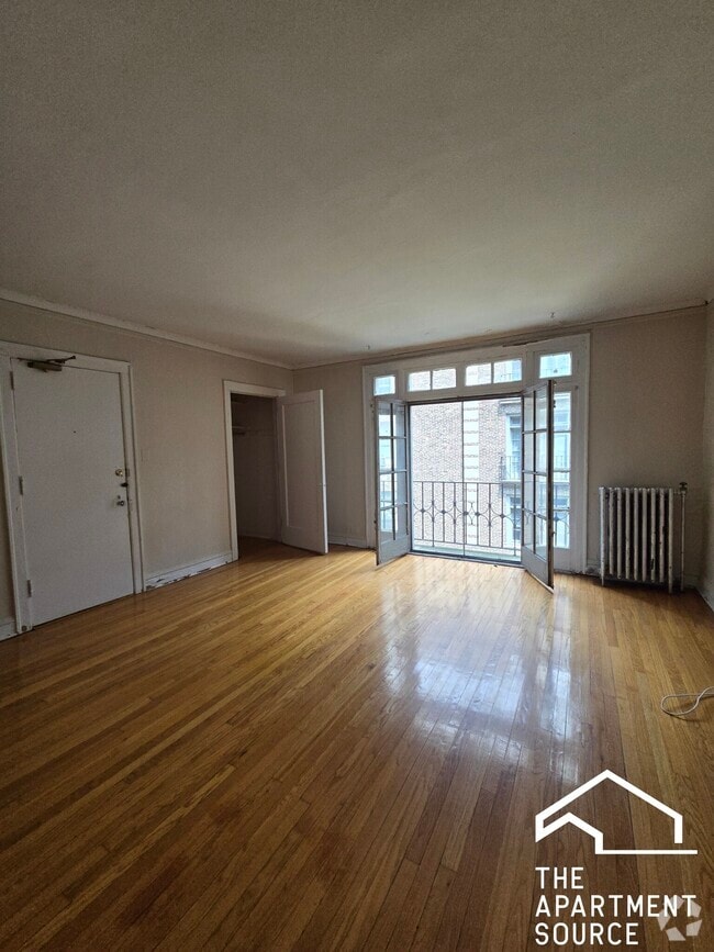 Building Photo - 909 Elmwood Ave Unit H2 Rental