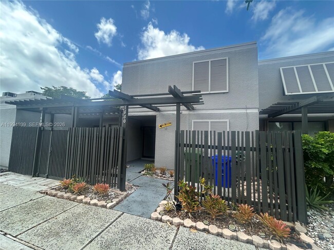 Photo - 1660 NW 113th Way