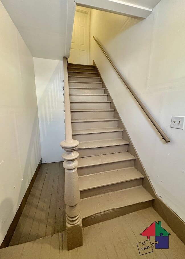 Photo - 94 Malletts Bay Ave Unit 2B