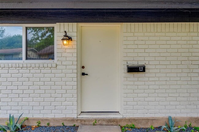 Photo - 3306 Dolphin Dr