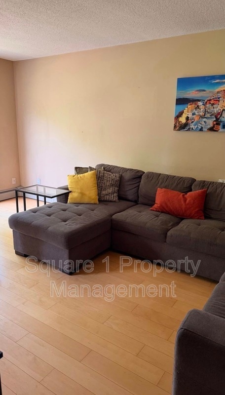 Photo - 10255-10117 117 St NW Unit 15