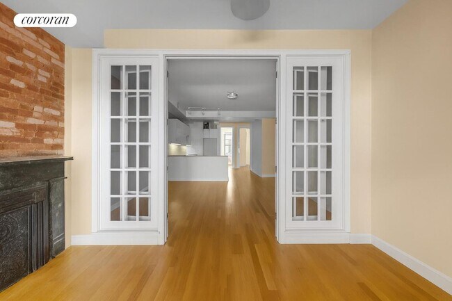 Photo - 215 Lewis Ave