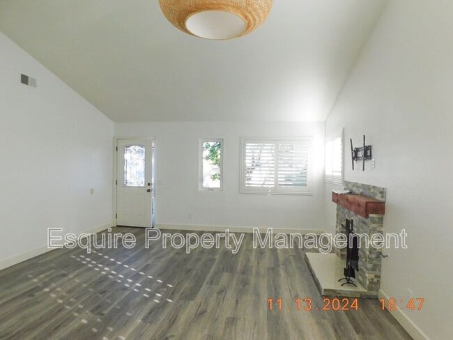 Photo - 1767 Coachman Dr
