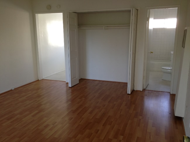 Photo - 820 S Rosemead Blvd Unit 120