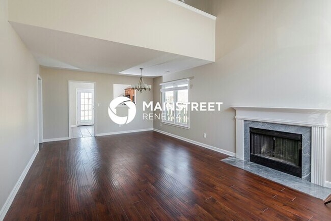 3 Bedroom Pet-Friendly Home in Louisville, KY with Main Street Renewal