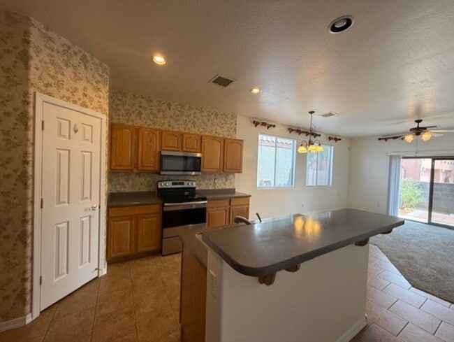 Photo - 3 Bed 2 Bath Available Now!! Contact Prope...