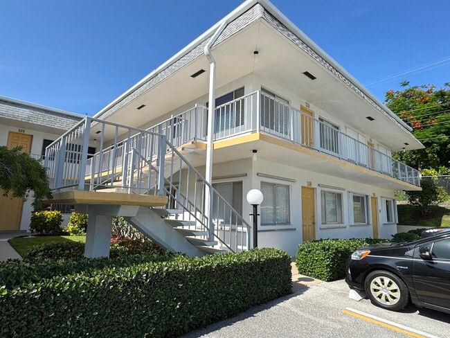 Photo - 2840 Cynthia Ln Condo Unit 111