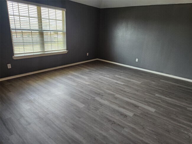 Photo - 26611 Wilderye Cv Ln