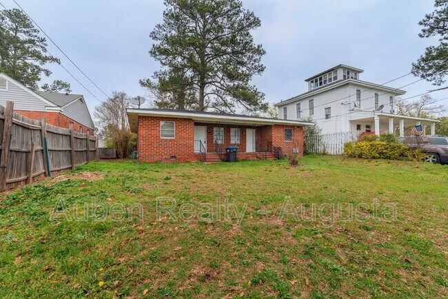 Building Photo - 2165 1/2 Telfair Street Rental