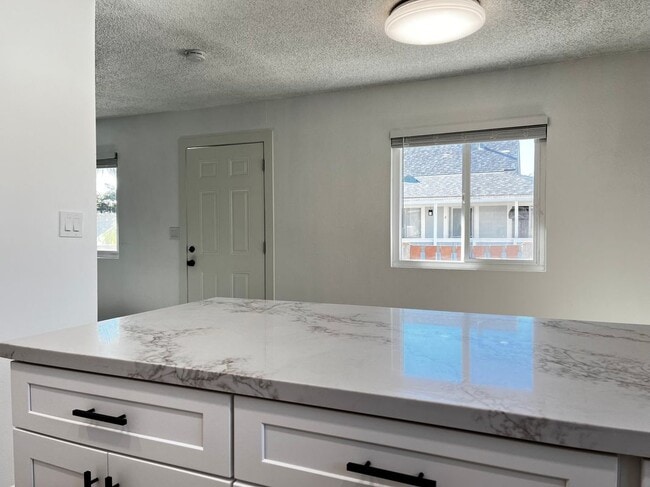 Photo - 7631 Amazon Dr Unidad 4