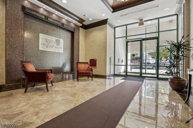 48 S Park St Unit 517