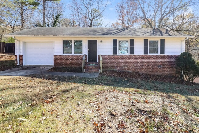 Photo - 208 Sam Pate Dr House