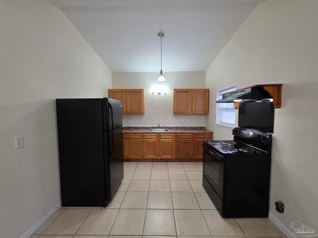 Photo - 604 N 70th Ave