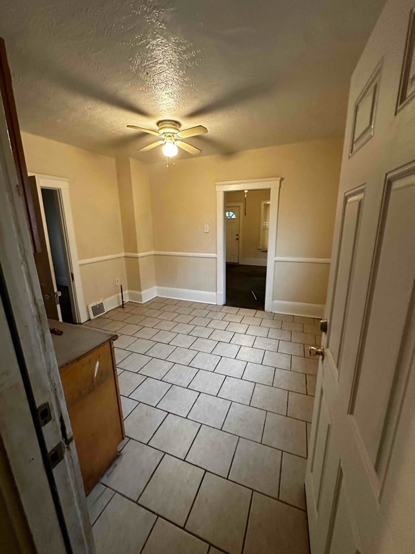 Photo - 2832 E 117th St Apartment Unit up