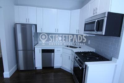 Building Photo - 3 bedroom in Boston MA 02115 Rental