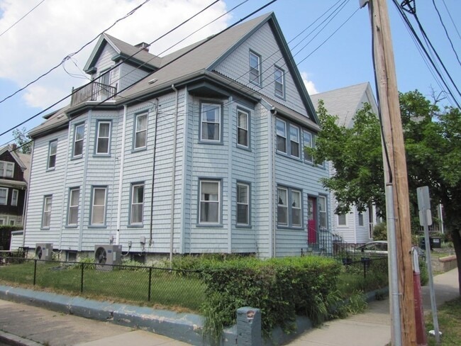 Building Photo - 41 Cameron Ave Unit 1