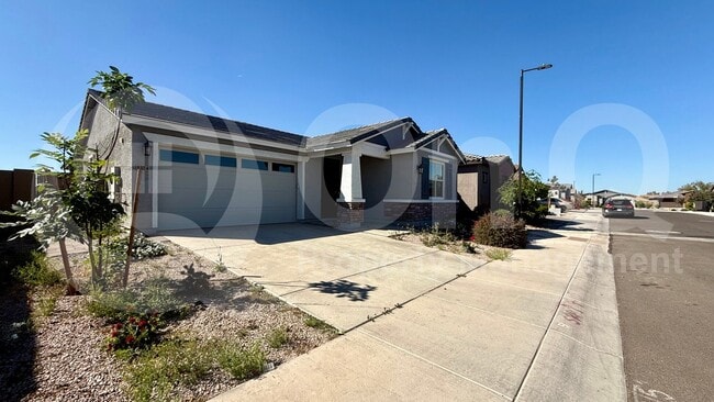 Building Photo - 5324 S 24th Ln