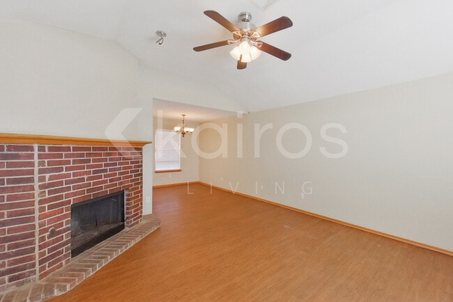 Photo - 1129 NE 8th St