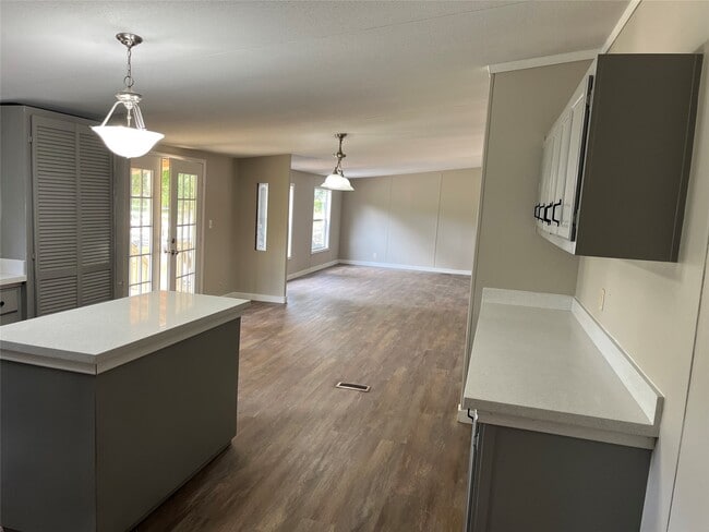 Building Photo - 360 Jammye Dr Rental