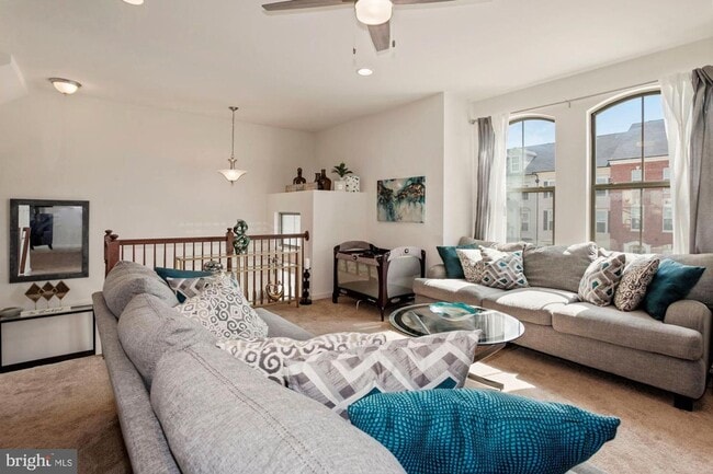 Photo - EMBREY MILL - SPACIOUS TOWNHOME