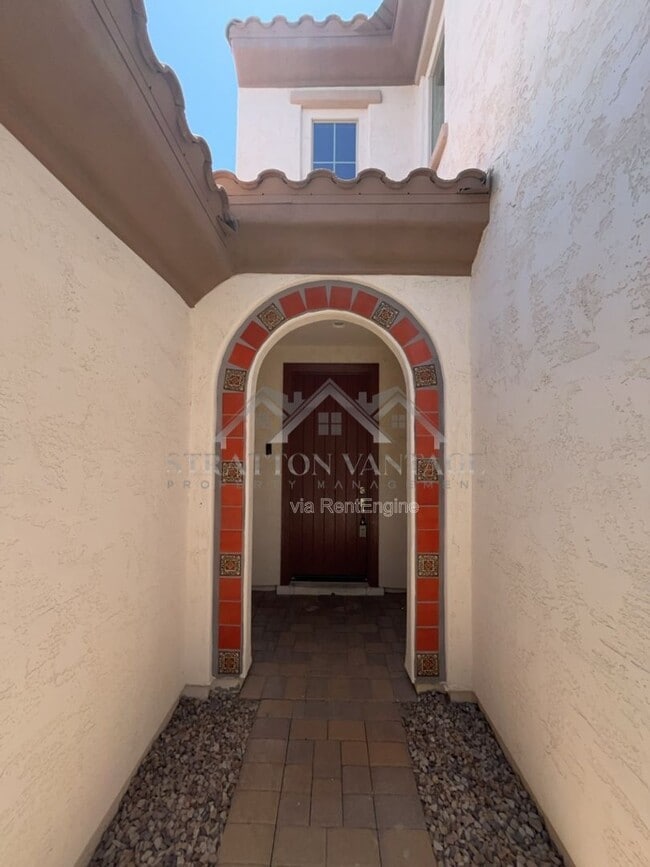 Photo - 945 W Yellowstone Way