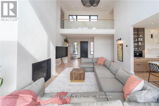 Photo - 17 Trailway Cir