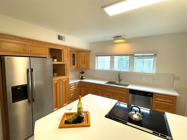 Photo - 4334 Jefferson St