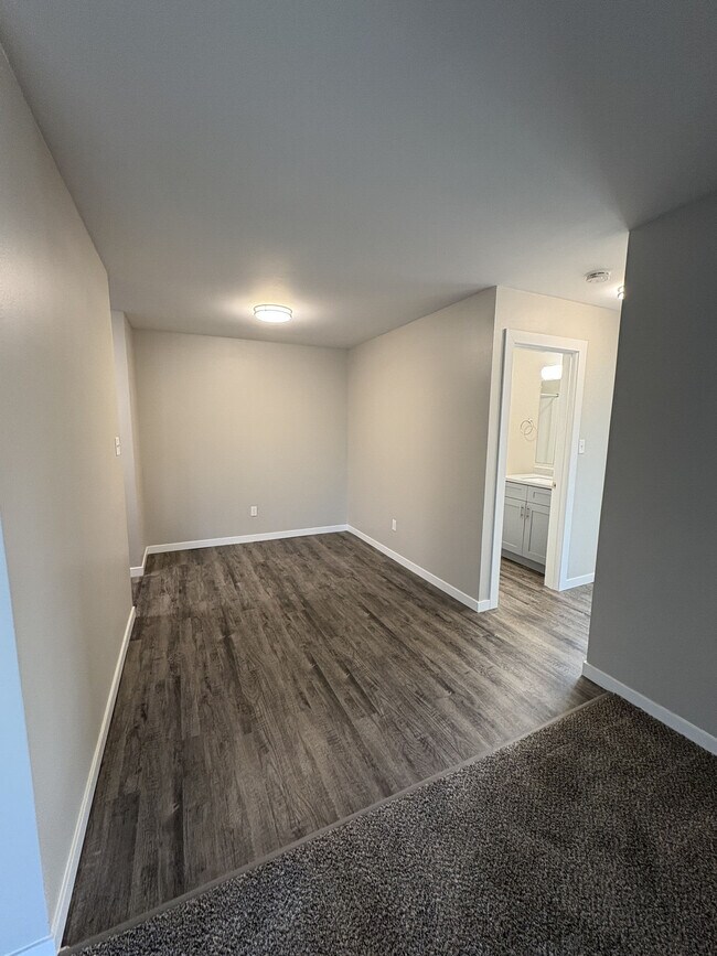 Photo - Broadway Crossing Apartments