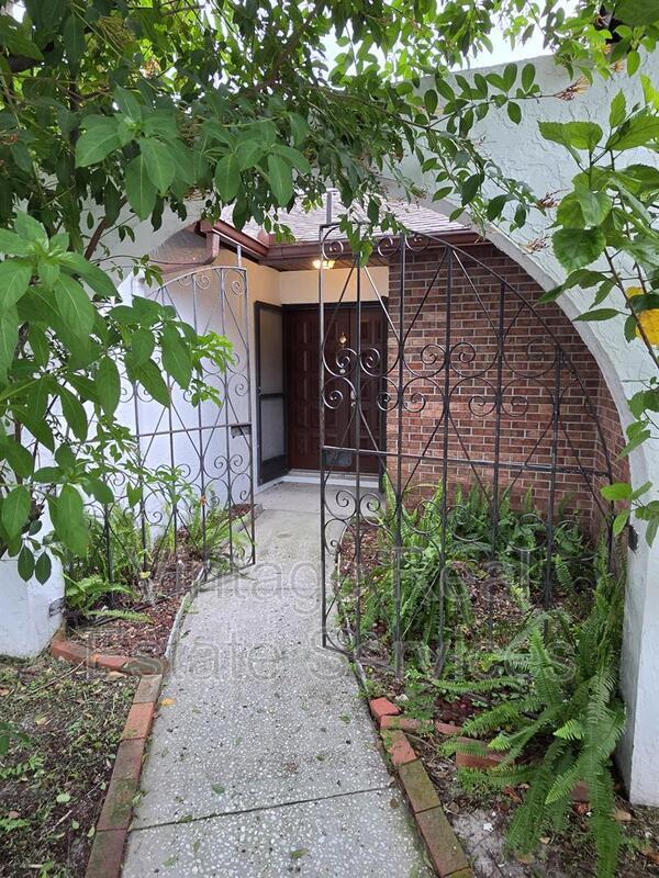 4604 Landscape Dr