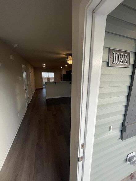 1022 Peony Ln