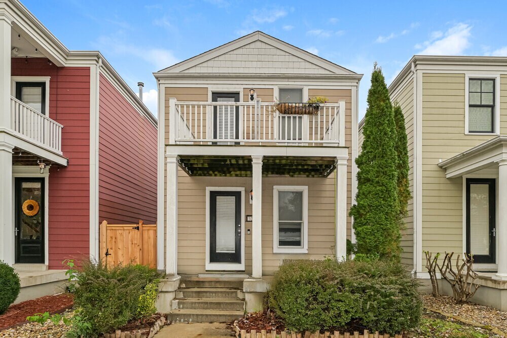 Photo - 3265 Simeon Bunker St