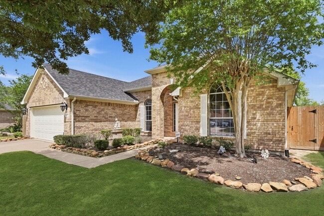 Photo - 15110 Greenhaven Lake Ln