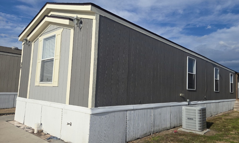 Photo - 1120 N Vista Dr