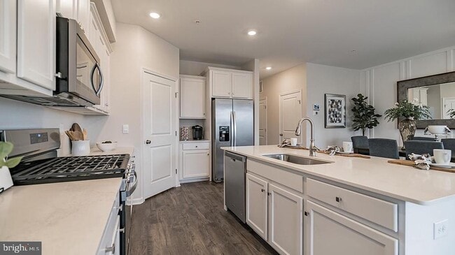 Photo - 1067 Meadowlark Dr