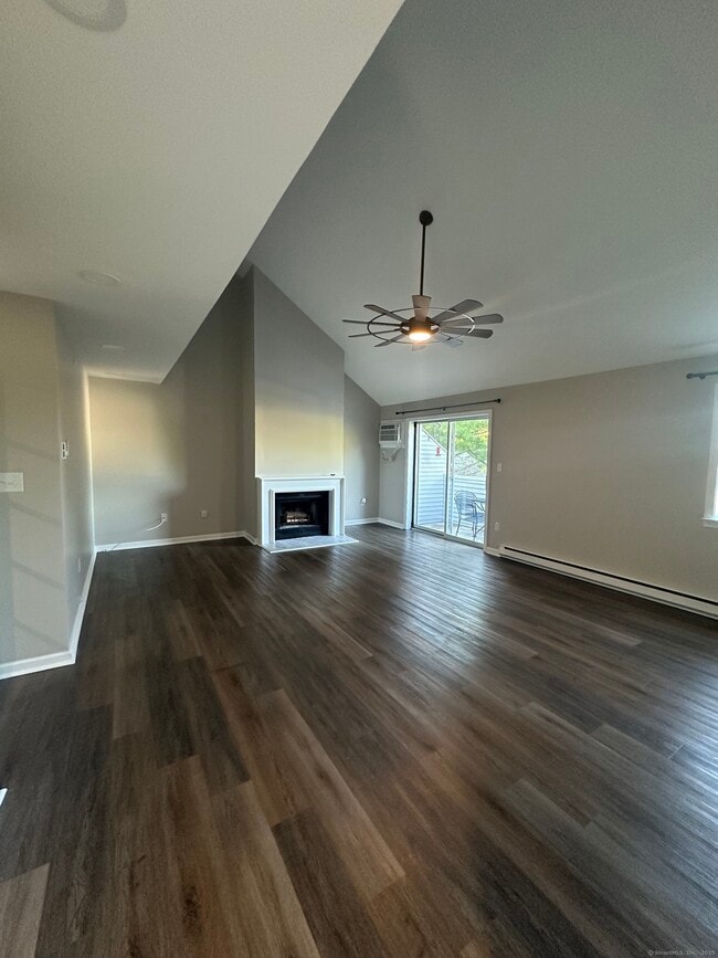 Photo - 187 Lovers Ln Unit 79