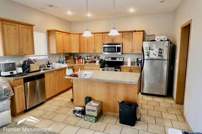 Photo - 605/607 Walters Unit 605 Walters