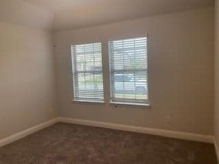 Photo - 930 Waterview Dr