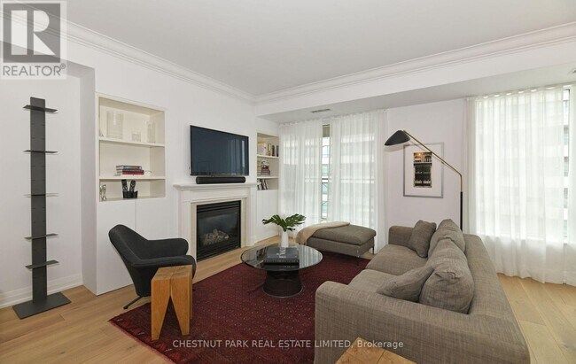 Photo - 20 Scrivener Square Unit 801