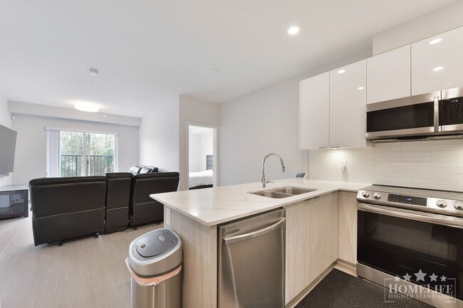 Photo - 2 Bed, 2 Bath Condo for Rent in Langley! Unité 108