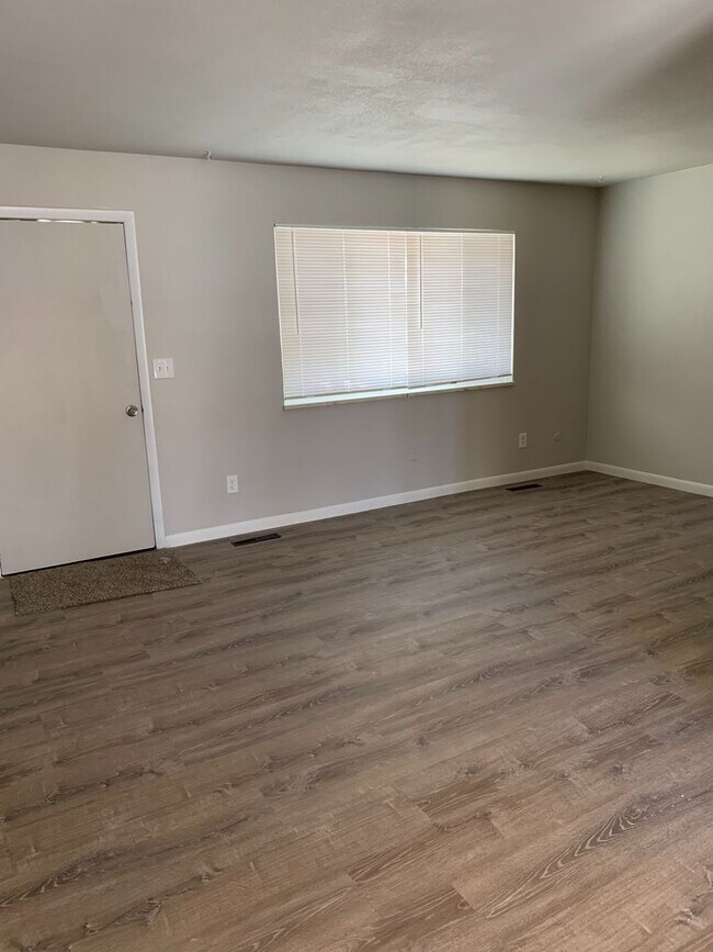 Photo - Updated 3-Bed, 1.5-Bath Duplex in Central Fort Collins!