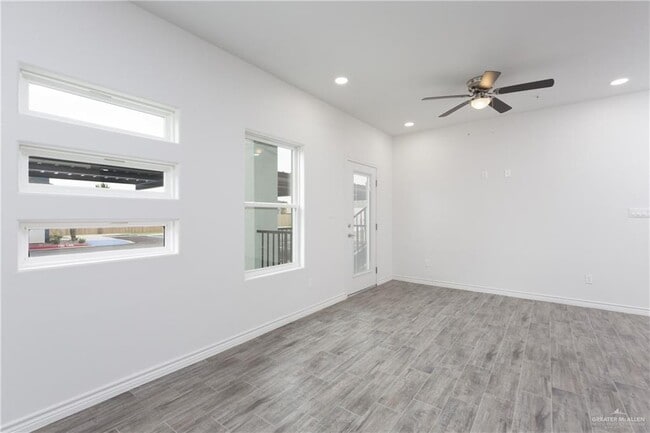 Photo - 7 N 15th Pl Unit 38