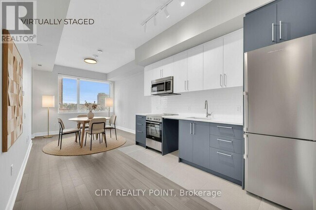 Photo - 664 Spadina Ave. Unit 409