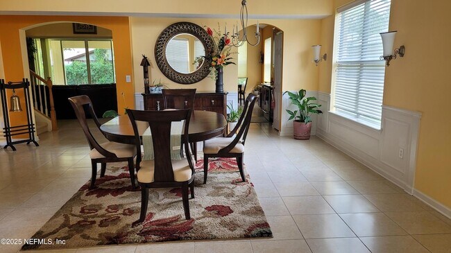 8247 Hedgewood Dr