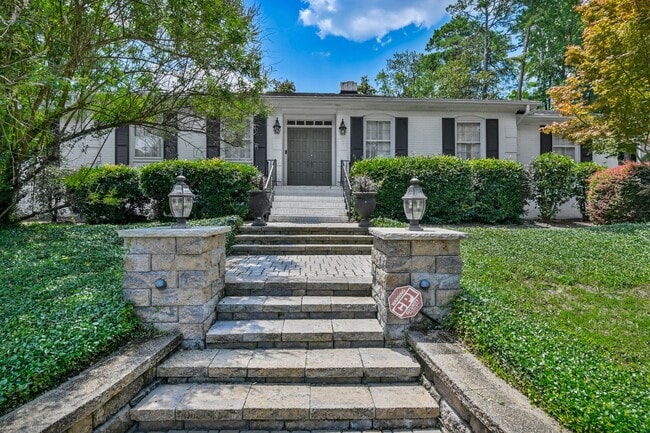Photo - 1 Leconte Ct