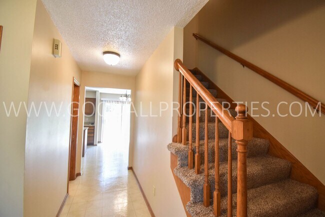 Photo - 1104 Prairie View Dr
