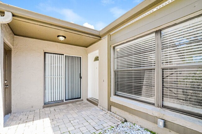 Photo - 703 Drywood Ave