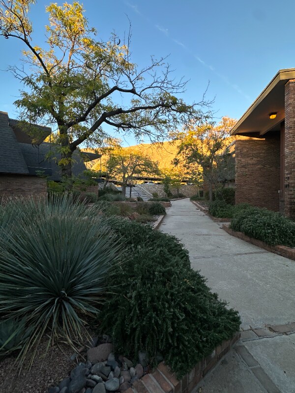 Photo - 4800 N Stanton St Unidad 166